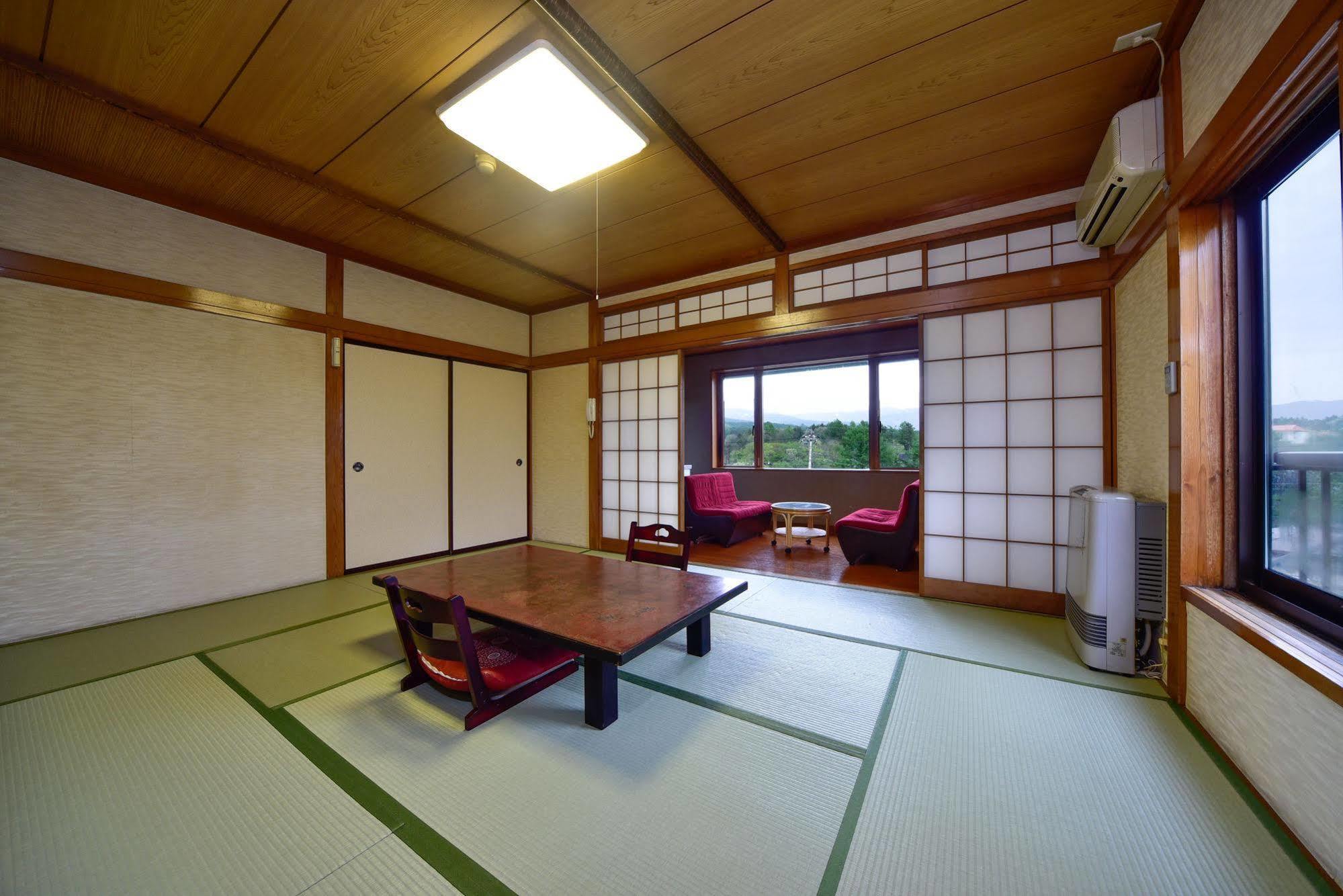 Kiyoshigekan Hotel Kusatsu  Exterior photo